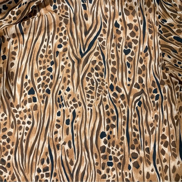 [NOT MICHAEL] Jordan Animal Print Blouse & Camisole Set | Vintage | Flowy - Picture 13 of 13